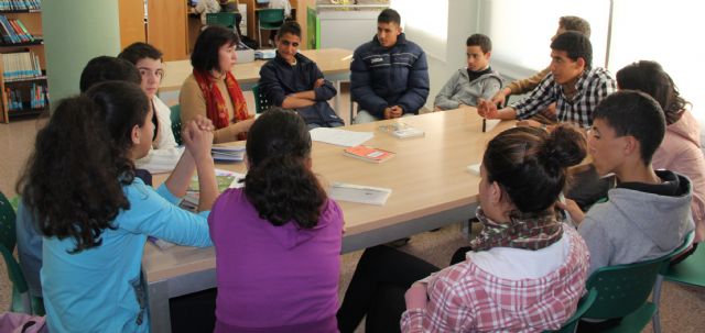 La Biblioteca Municipal de Puerto Lumbreras crea el Club de Lectura Juvenil Punto de Encuentro - 1, Foto 1