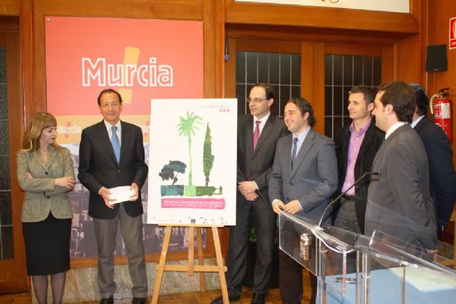 La fiesta de la tolerancia trae de nuevo música, danza, cine, coloquios y exposiciones a las calles y plazas de Murcia - 1, Foto 1