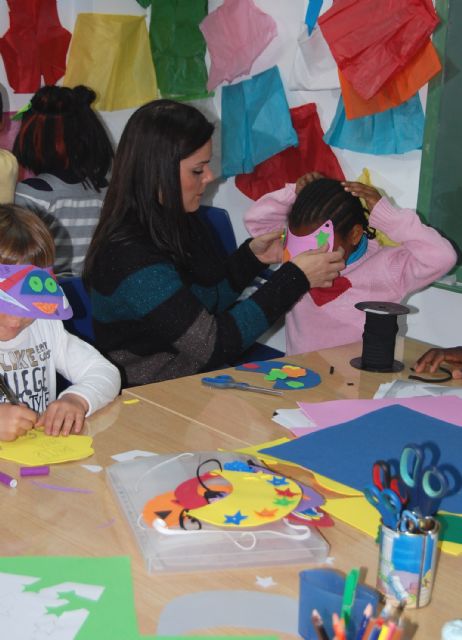 Los niños torreños se lo pasan pipa haciendo sus propios sombreros - 4, Foto 4