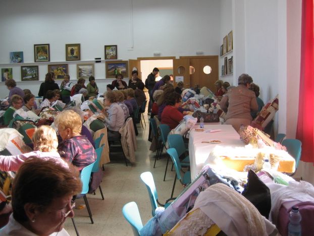 Convivencia en El Palmeral por el Día de la Mujer - 1, Foto 1