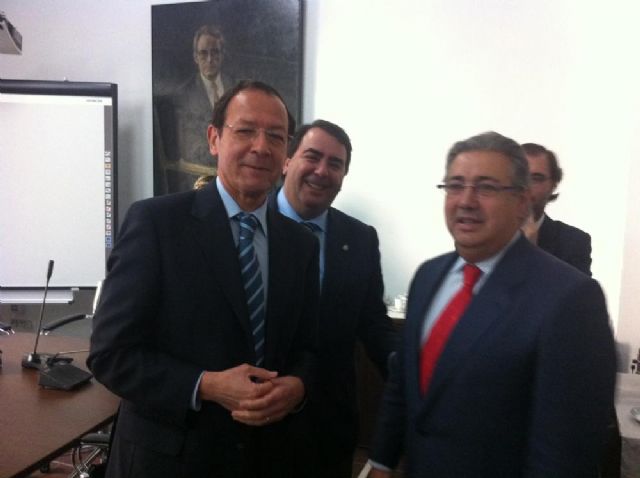 Cámara recuerda que los ayuntamientos fueron la única administración que redujo su deuda el pasado año - 1, Foto 1