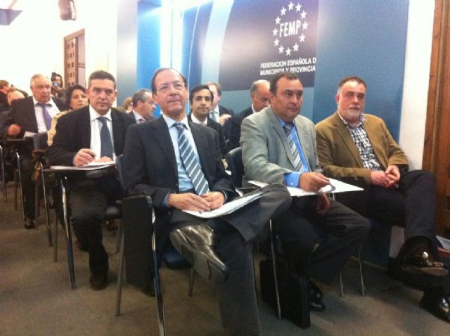 Cámara recuerda que los ayuntamientos fueron la única administración que redujo su deuda el pasado año - 3, Foto 3