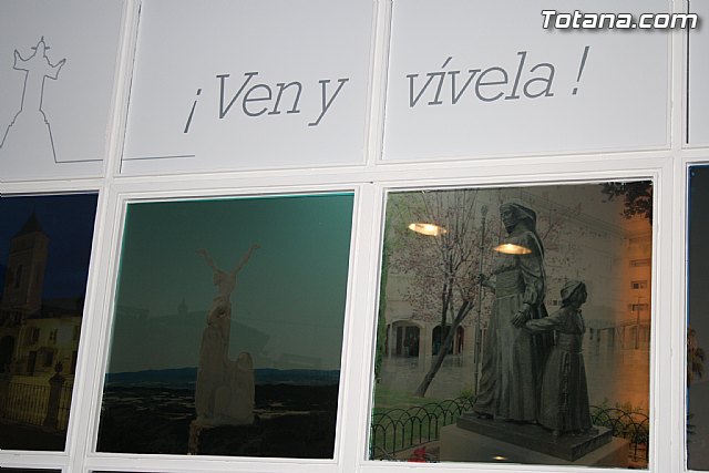 Se inaugura la nueva tienda de productos tursticos y souvenirs de Totana que CEDETO ha puesto en marcha - 3