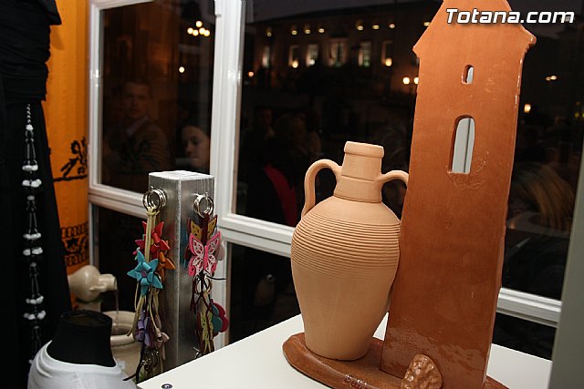 Se inaugura la nueva tienda de productos tursticos y souvenirs de Totana que CEDETO ha puesto en marcha - 19