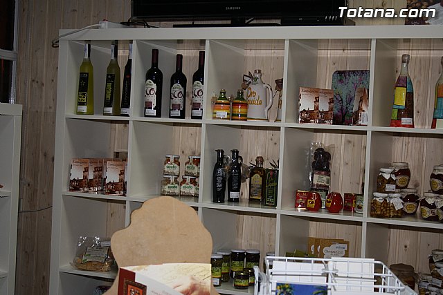Se inaugura la nueva tienda de productos turísticos y souvenirs de Totana que CEDETO ha puesto en marcha - 25