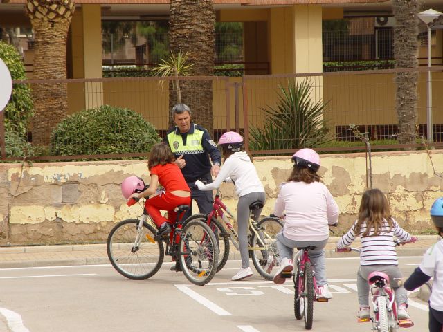Los alumnos de Los Barreros celebran el Día de la Bicicleta - 2, Foto 2