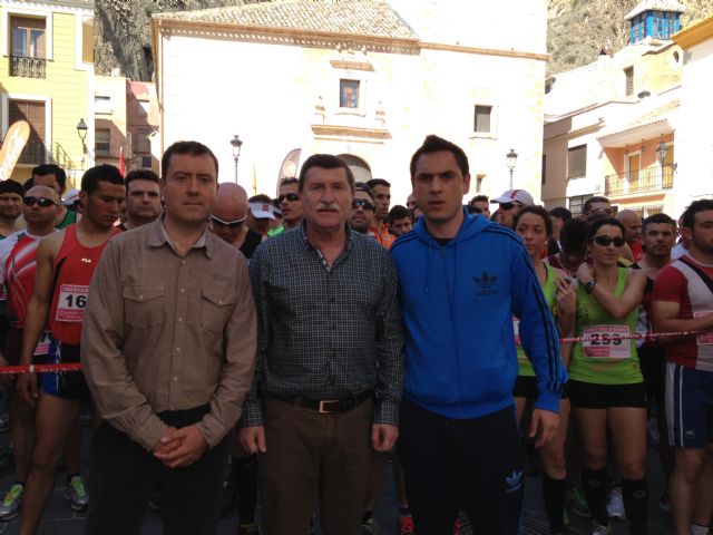 Casi 300 corredores participan en el primer cross Villa de Blanca - 1, Foto 1