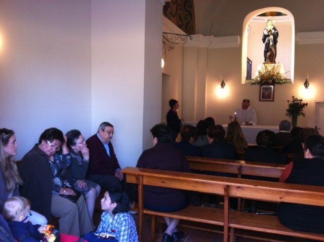 El pasado Viernes de Dolores tuvo lugar una misa en la ermita del Calvario, Foto 1