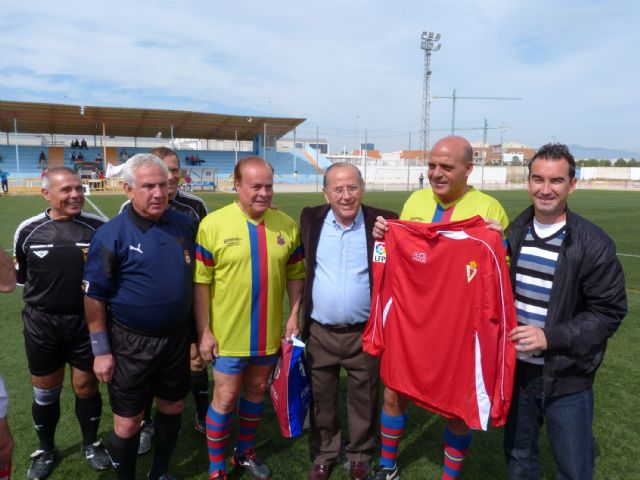 El torreño Francisco Verdú, exjugador del F.C. Barcelona, homenajeado en su municipio - 5, Foto 5