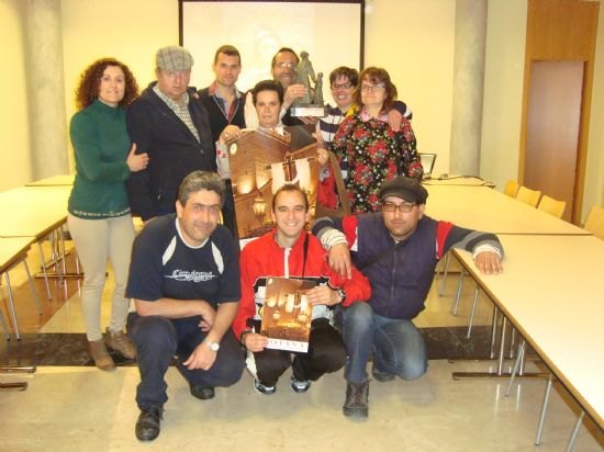 Los usuarios del Servicio de Apoyo Psicosocial visitan la sede del Ilustre Cabildo Superior de Procesiones, Foto 2