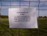 El césped del campo de fútbol de La Rafa ha sido resembrado
