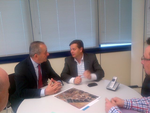 El Alcalde de Bullas se reúne con el Gerente de Esamur - 1, Foto 1