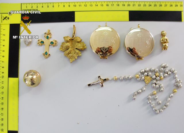 La Guardia Civil detiene al presunto responsable de la comisión de robos de vehículos e inmuebles - 2, Foto 2