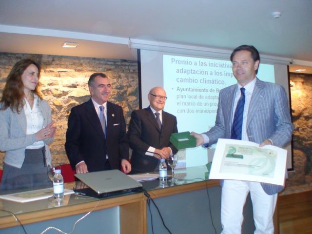 El Ayuntamiento de Bullas recibe el premio Desarrollo Sostenible - 1, Foto 1