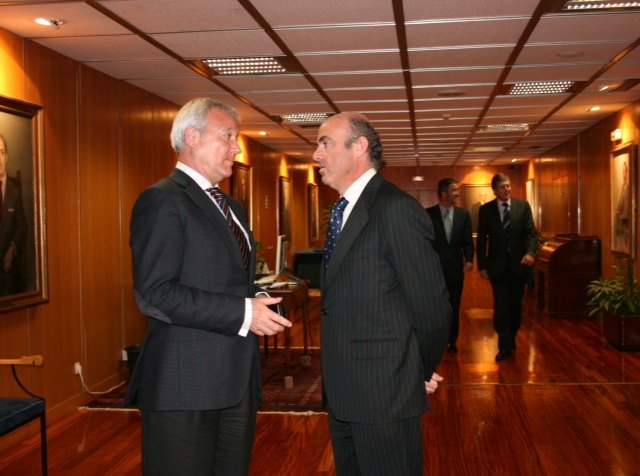 Valcárcel propone a Rajoy la emisión de hispanobonos para garantizar la estabilidad financiera de las comunidades - 2, Foto 2