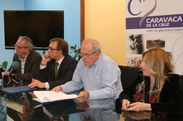 El Ayuntamiento amplía su colaboración con Apcom para dar empleo a 17 personas con discapacidad - 2, Foto 2