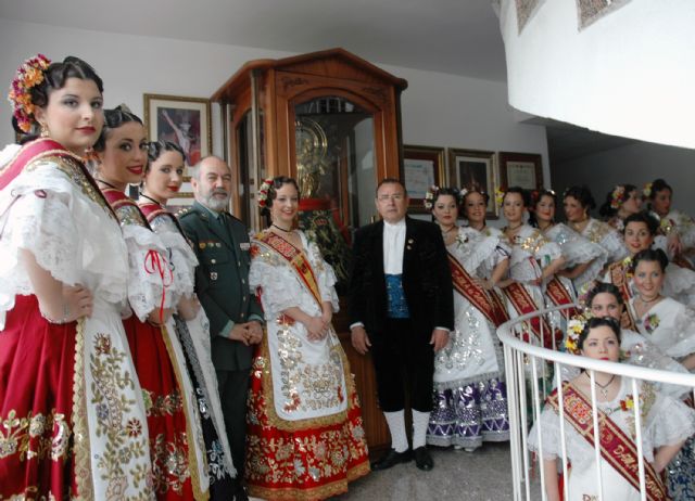 La Reina de la Huerta 2012 y sus damas de honor visitan las instalaciones de la Guardia Civil de Murcia - 8