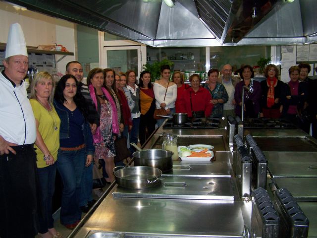 Comienza el XI Curso de Cocina Dietética de Águilas promovido por Sanidad y ADIA - 1, Foto 1