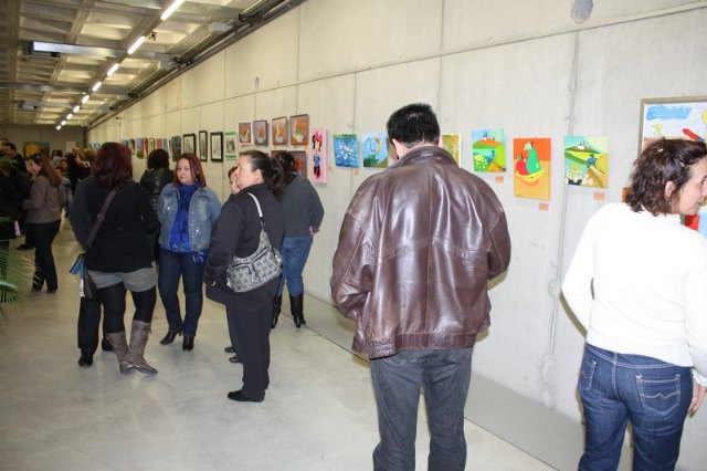 Inaugurada la exposición “Espacios íntimos, el arte de lo cotidiano” en Torre-Pacheco - 1, Foto 1