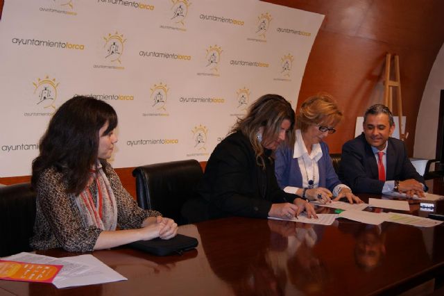 UPTA potenciará en Lorca la presencia de los autónomos mayores de 55 años en las redes sociales con la colaboración del Ayuntamiento - 1, Foto 1