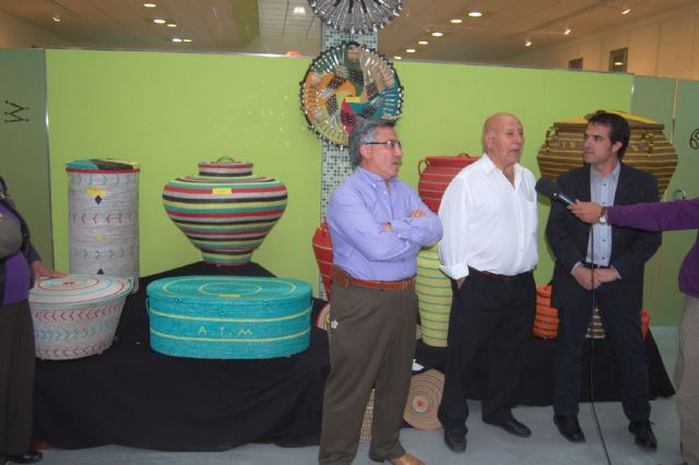 Ya se puede disfrutar en Las Torres de Cotillas de la virtuosidad artesana con el esparto de Francisco Romero - 1, Foto 1