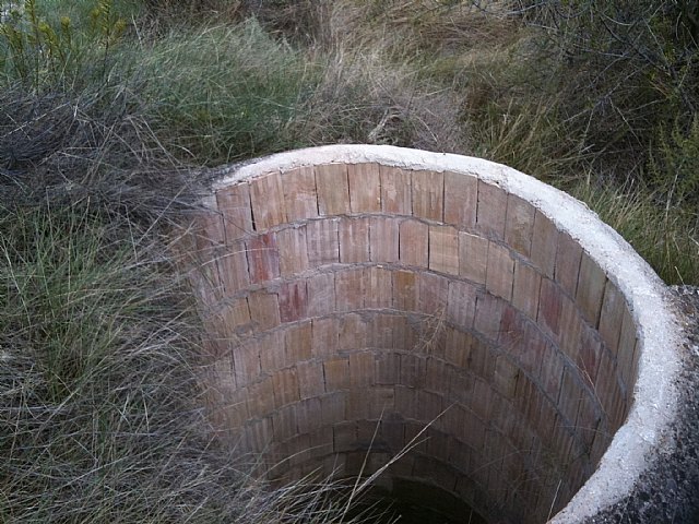 Presentarán una Moción para que se adopten medidas urgentes para evitar que los terrenos donde se iba a construir el nuevo estadio de futbol se conviertan en un macrovertedero y escombrera ilegal - 3, Foto 3