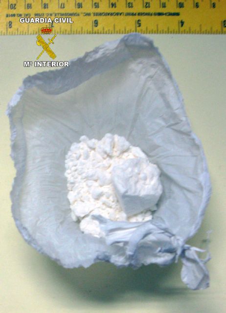 La Guardia Civil detiene a dos personas en Cieza por tráfico de drogas - 2, Foto 2