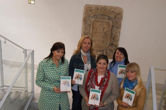 Las calles del centro de Lorca volverán a llenarse de actuaciones este domingo y el siguiente fin de semana por la celebración del Día Internacional de la Danza - 1, Foto 1