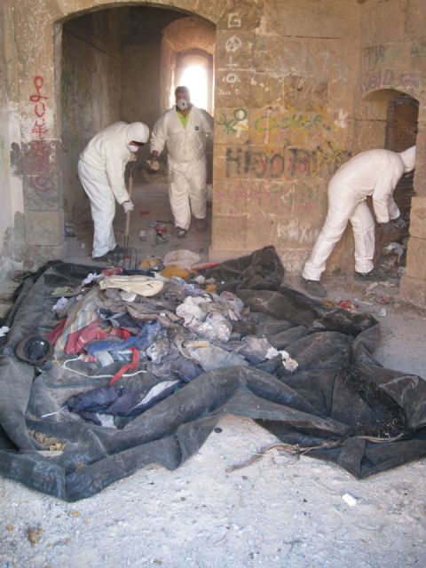 El Ayuntamiento deja limpia la Atalaya para la Ruta de las Fortalezas - 4, Foto 4