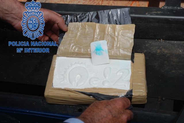 La Policía Nacional intercepta un vehículo con 72 kilogramos de cocaína ocultos en su interior - 3, Foto 3