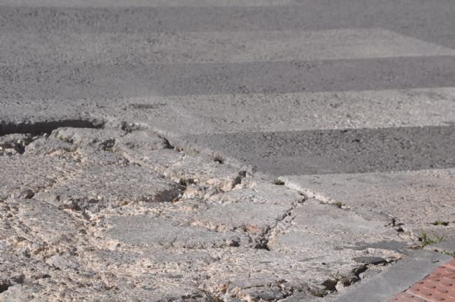 Crear empleo urgente para desempleados de larga duración mediante un plan de choque en carreteras y vías públicas - 2, Foto 2