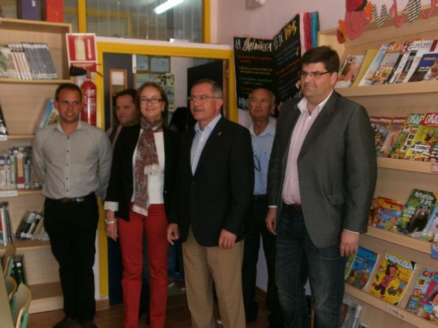 El Colegio Joaquín Tendero de Águilas ya dispone de una nueva biblioteca - 1, Foto 1