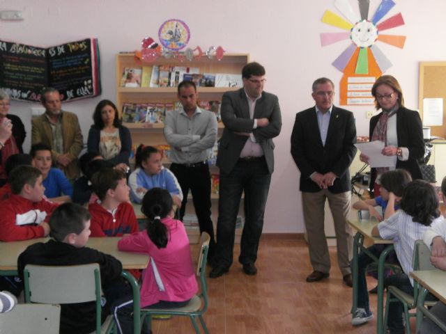 El Colegio Joaquín Tendero de Águilas ya dispone de una nueva biblioteca - 2, Foto 2
