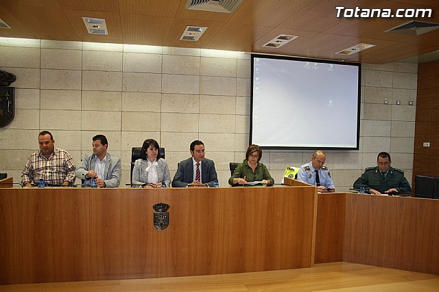 El Secretario General de la Delegación del Gobierno y la alcaldesa de Totana piden a los agricultores, ganaderos y pedáneos que denuncien los robos en sus propiedades, Foto 2