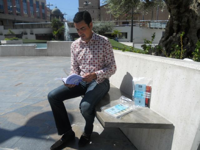 La concejalía de Cultura saca a la calle 40 libros en la segunda edición del proyecto El libro viajero - 2, Foto 2