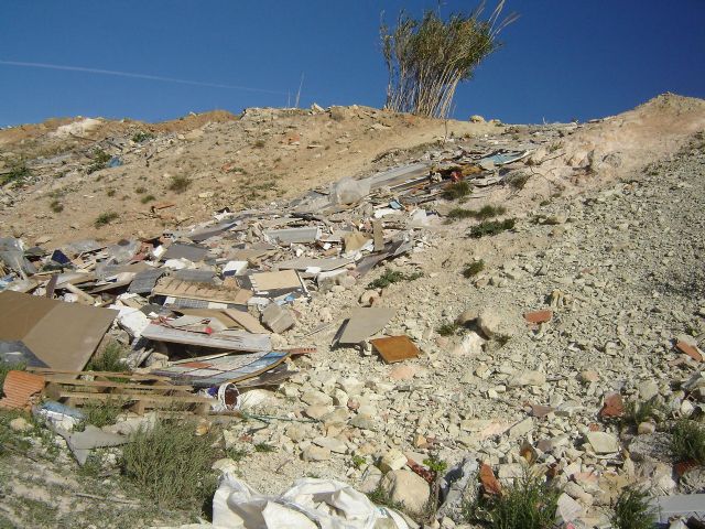 PSOE: El Concejal de Urbanismo miente descaradamente cuando afirma que los terrenos destinados al futuro campo de futbol han estado cedidos a la UTE Caravaca hasta hace unas semanas - 3, Foto 3