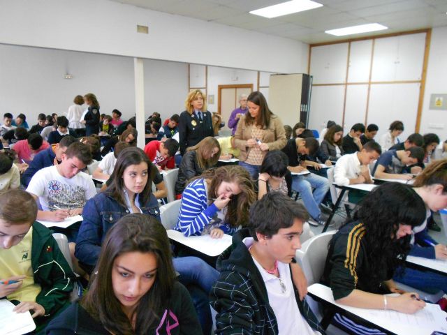 Cerca de mil alumnos compiten hoy en la segunda fase del concurso de Educación Vial y Prevención de Accidentes - 3, Foto 3
