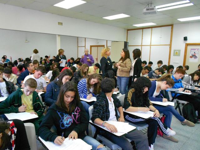 Cerca de mil alumnos compiten hoy en la segunda fase del concurso de Educación Vial y Prevención de Accidentes - 4, Foto 4