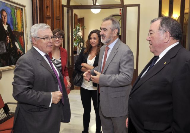 González Tovar dice que el PSOE no admitirá rebaja en la financiación y calidad de la Universidad de Murcia - 2, Foto 2