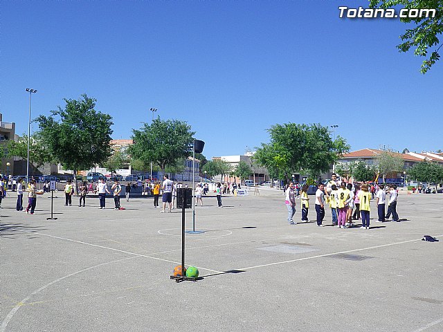 Ms de 600 alumnos de todos los centros de enseñanza de la localidad participan en la jornada de Juegos Populares y Deportes Alternativos - 2