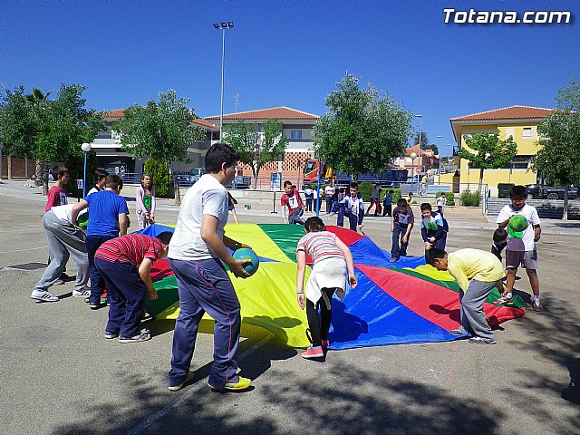 Ms de 600 alumnos de todos los centros de enseñanza de la localidad participan en la jornada de Juegos Populares y Deportes Alternativos - 5