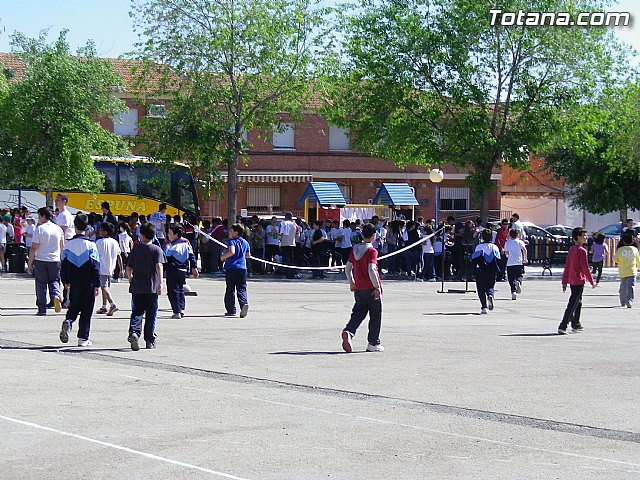 Ms de 600 alumnos de todos los centros de enseñanza de la localidad participan en la jornada de Juegos Populares y Deportes Alternativos - 8