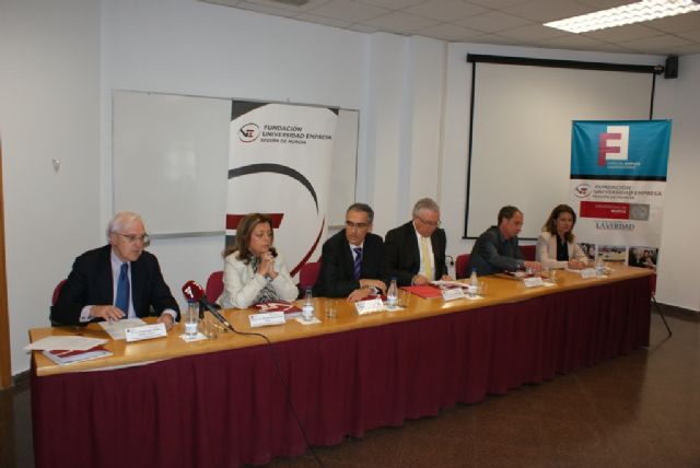 El Foro de Empleo ha promovido cerca de 110.000 contactos de estudiantes con empresas - 3, Foto 3