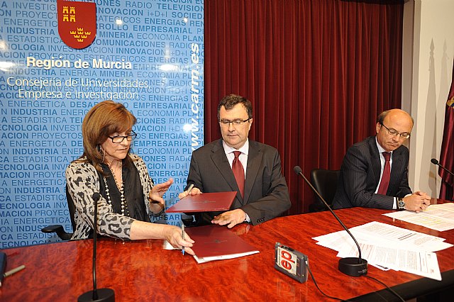 La Comunidad promueve la inserción laboral de personas con discapacidad en empresas de la Región - 1, Foto 1