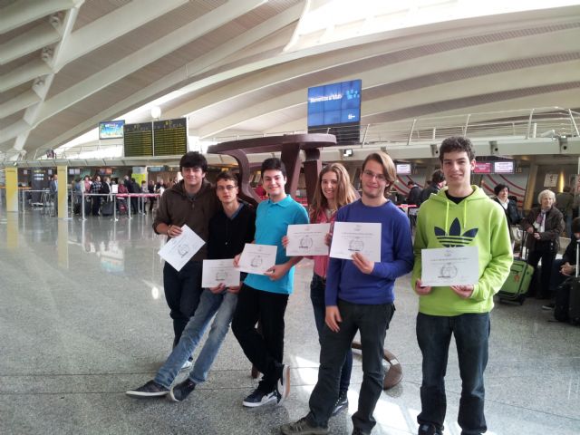 Los seis alumnos murcianos resultan premiados en la Olimpiada Nacional de Física - 1, Foto 1