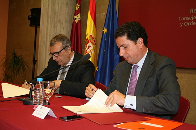 Personas con discapacidad harán prácticas formativas en la Consejería de Obras Públicas y Ordenación del Territorio - 1, Foto 1