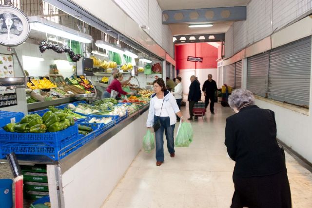 El Mercado de Gisbert se reactiva con ocho nuevos puestos - 1, Foto 1