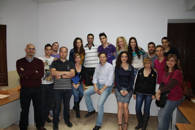 Con la entrega de diplomas se clausura el curso de Socorrista Acuático - 1, Foto 1