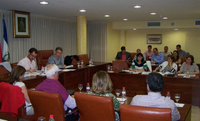 Los grupos municipales llegan al consenso en la mayoría de las mociones presentadas al Pleno Ordinario del mes de abril en Águilas - 1, Foto 1