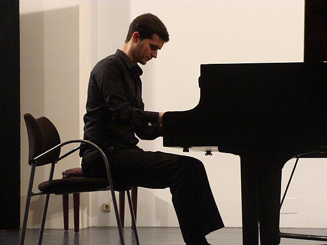 Alumnos del Centro Superior de Música del País Vasco Musikene ofrecen una audición de piano - 2, Foto 2